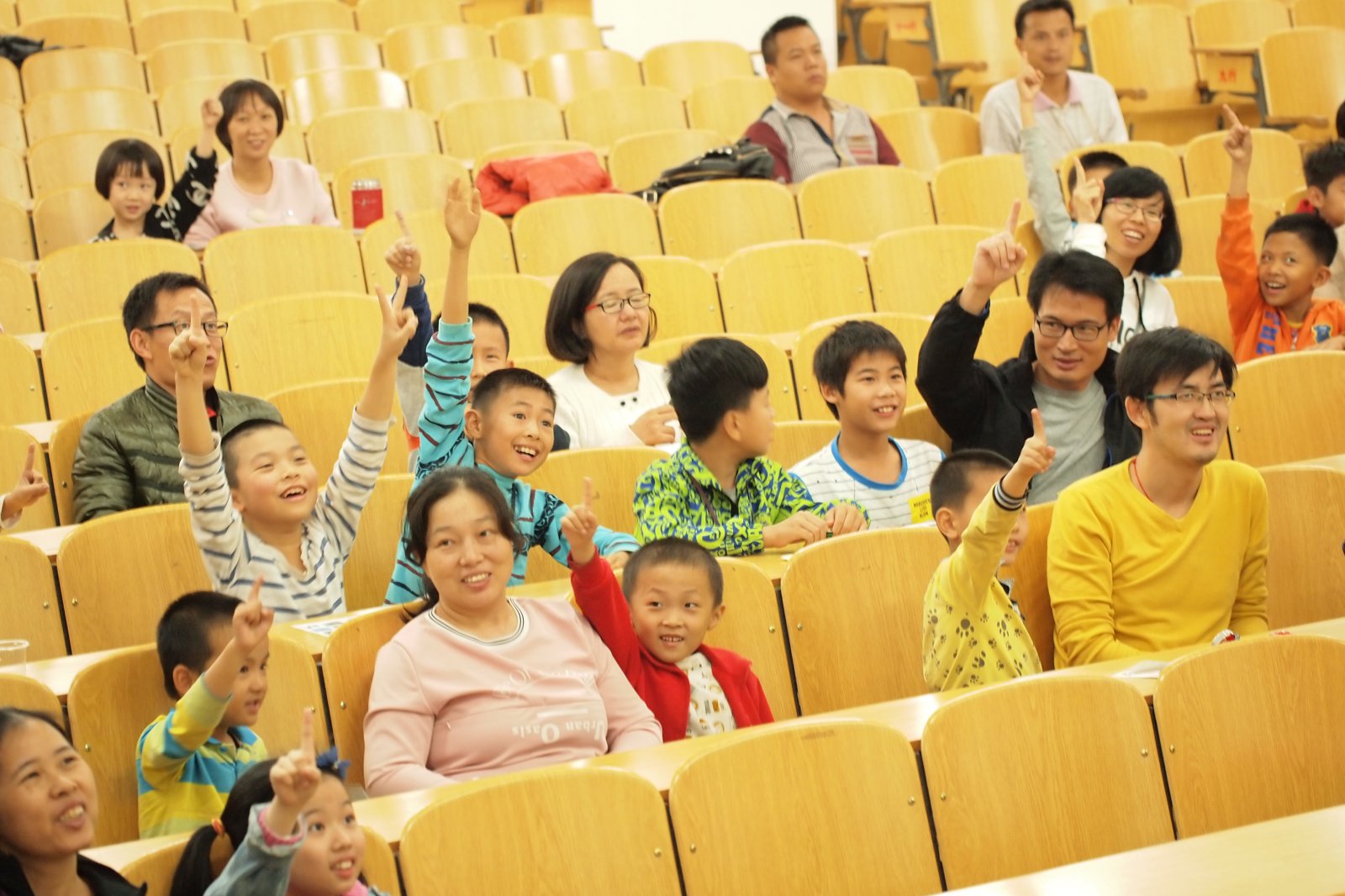 DC245411 - 副本.JPG DC245411 - 副本.JPG