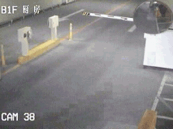 305713-xin_07aa45b51df611d9bfe60050ba147130-embed.gif